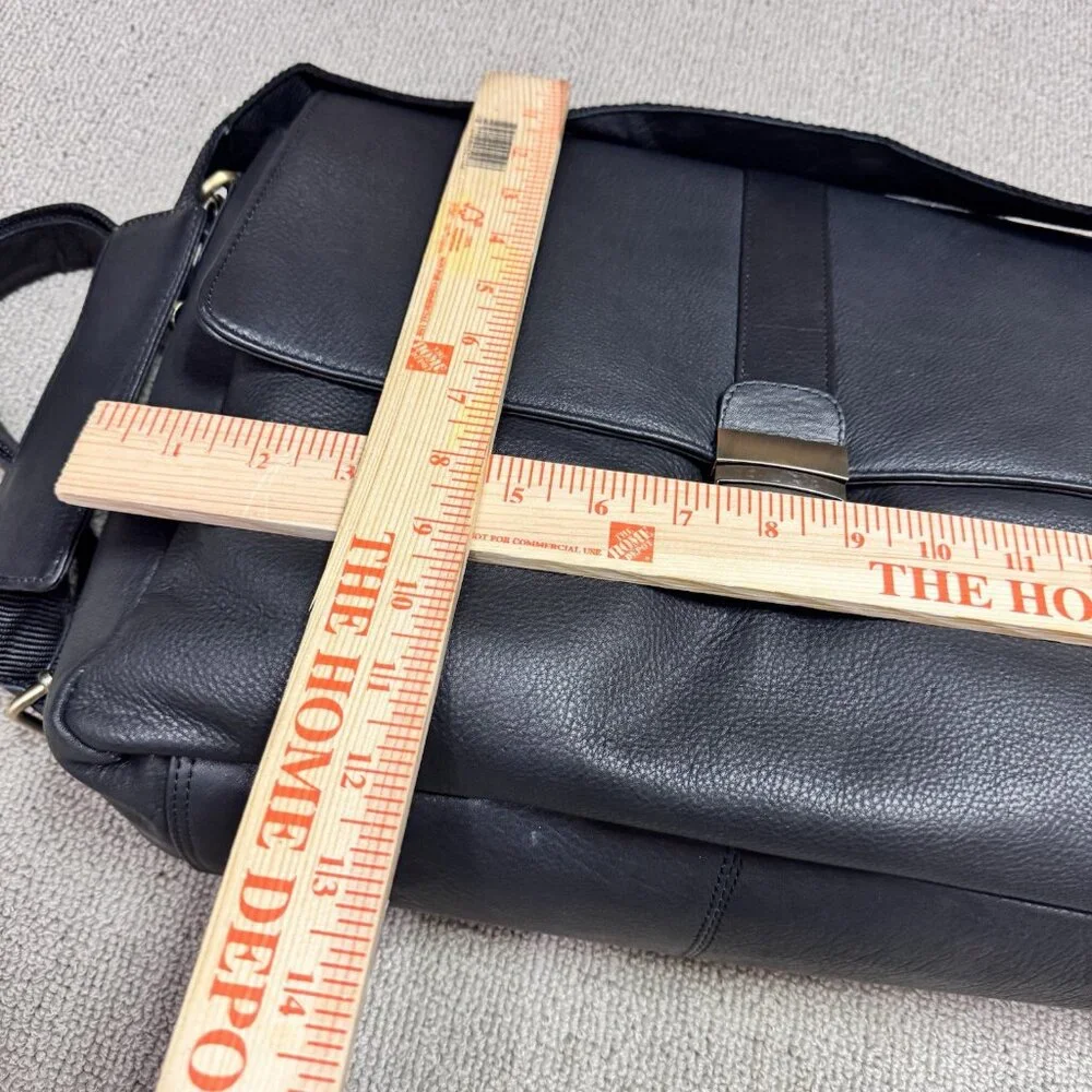 Wilson's Leather Briefcase Branded Executive Black Large NWT